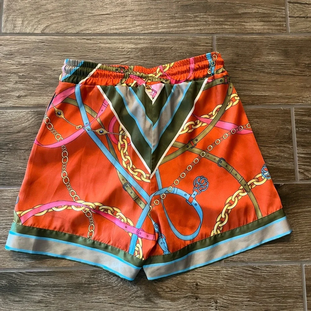 Pinko women’s Bermuda shorts - Picture 2 of 5